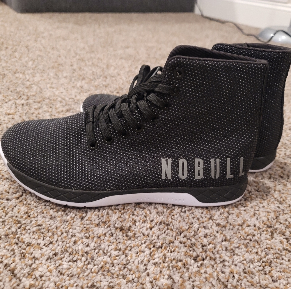NOBULL tennis shoe